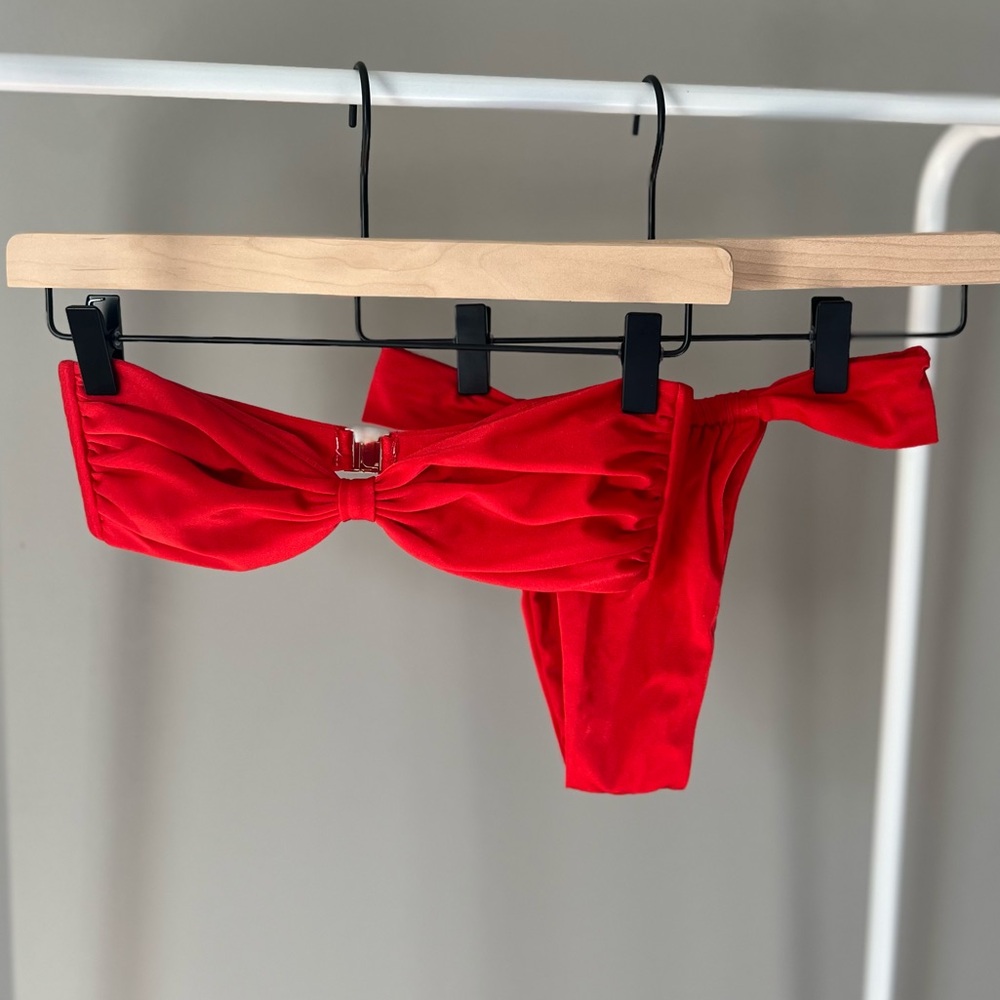 HARD SWIMWEAR